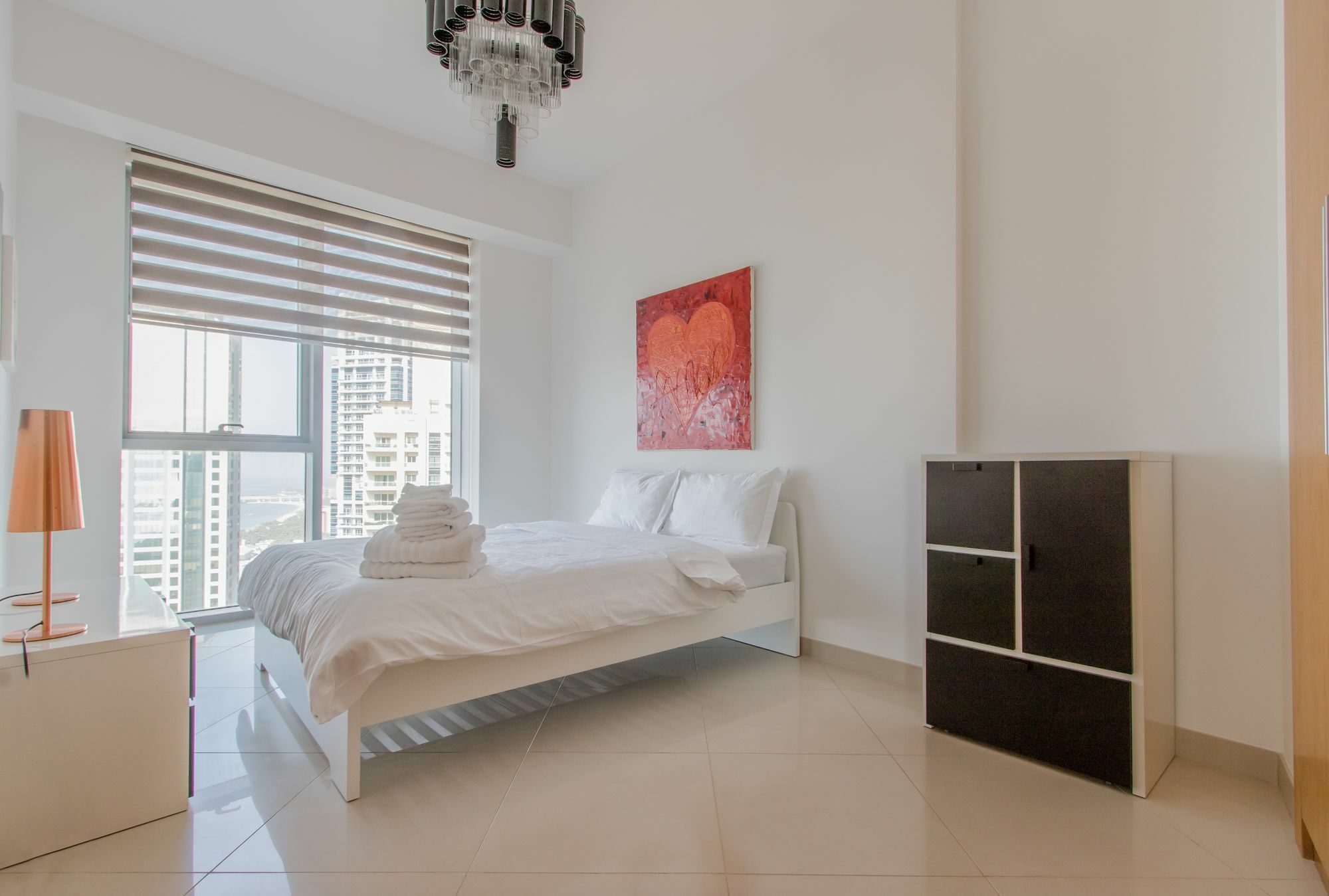 Dhh - Trident Grand Apartment *